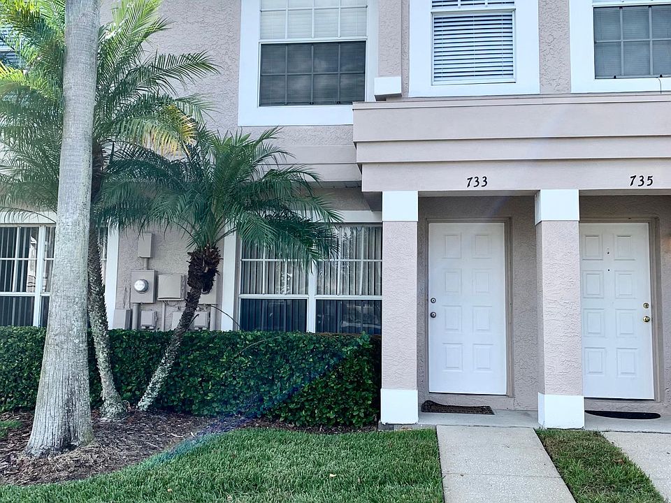 1st image of 733 Kensington Lake Cir