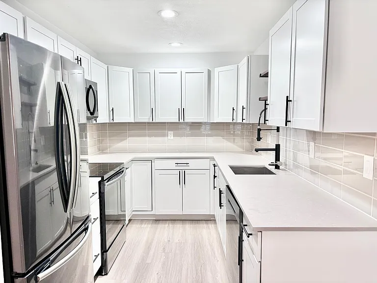 6810 E Avalon Dr #2 — Photo 10