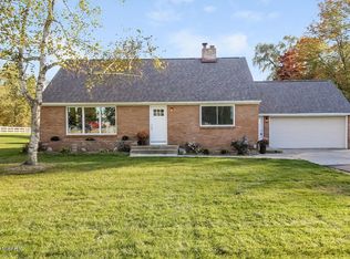1016 Leonard Rd, Grand Rapids, MI 49534