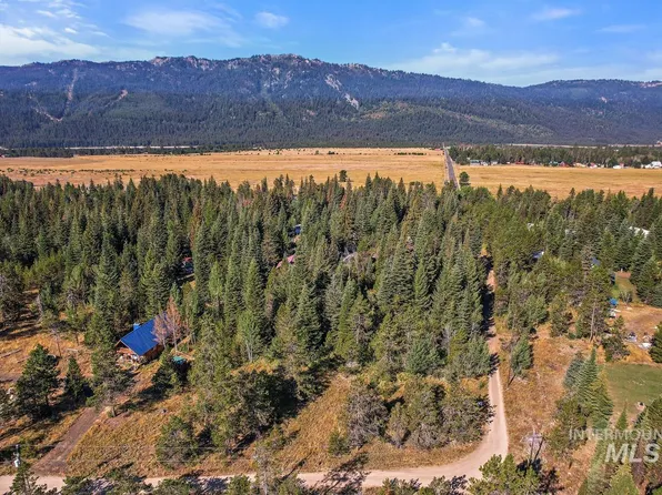 13031 Ponderosa Dr, Donnelly, ID 83615