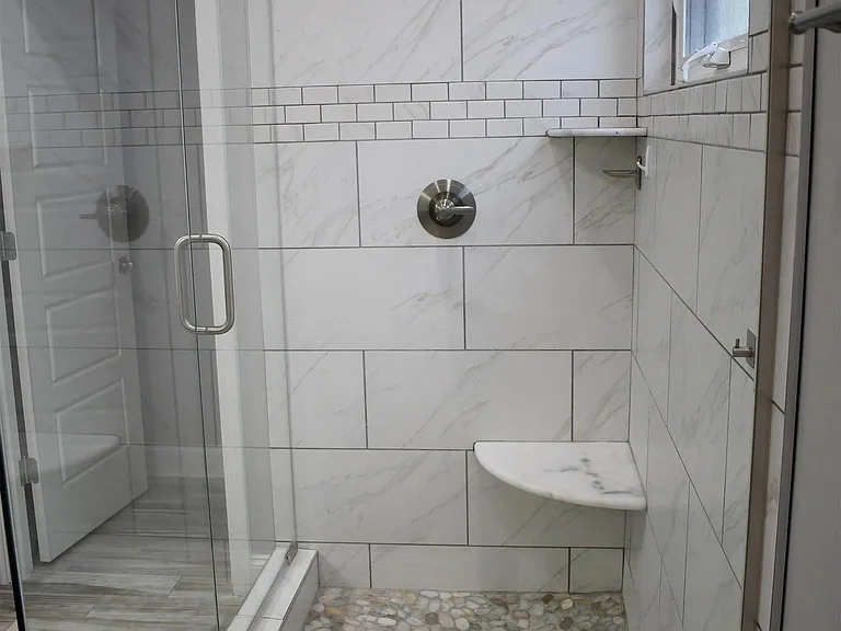 11 Burke Ave — Photo 20