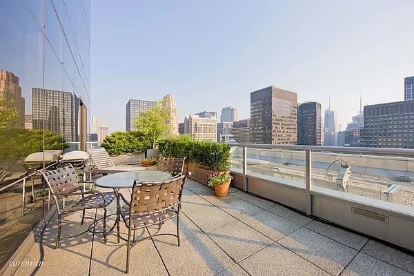 Rented by Corcoran | media 1