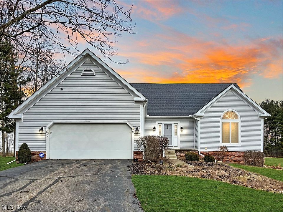 1st image of 2055 Fairway Blvd