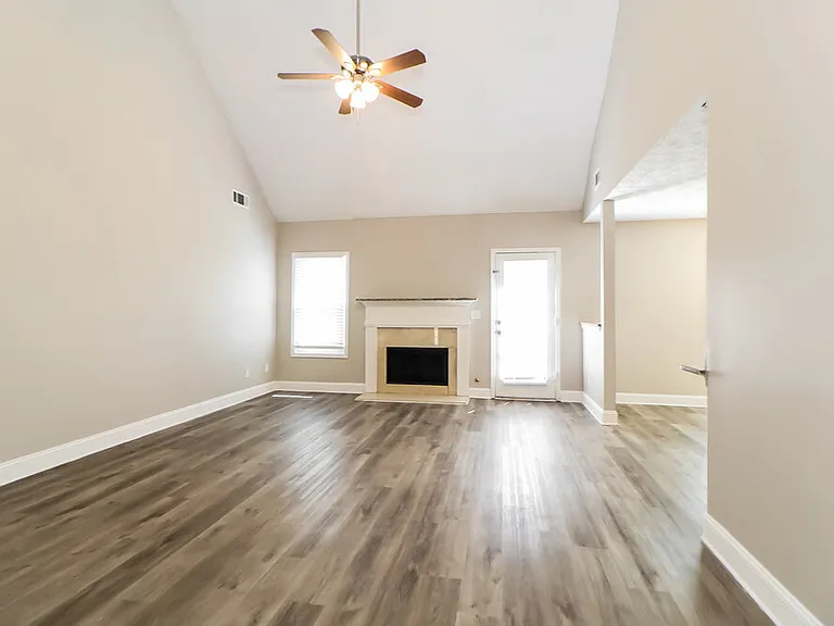 2950 Northcliff Dr — Photo 5