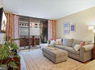 11710 Old Georgetown Rd APT 307, North Bethesda, MD 20852