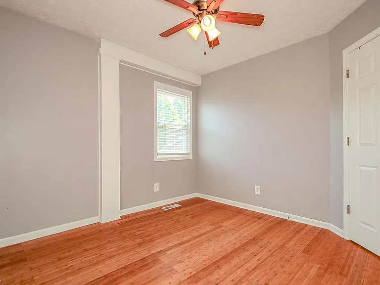 12433 Webster Rd — Photo 41