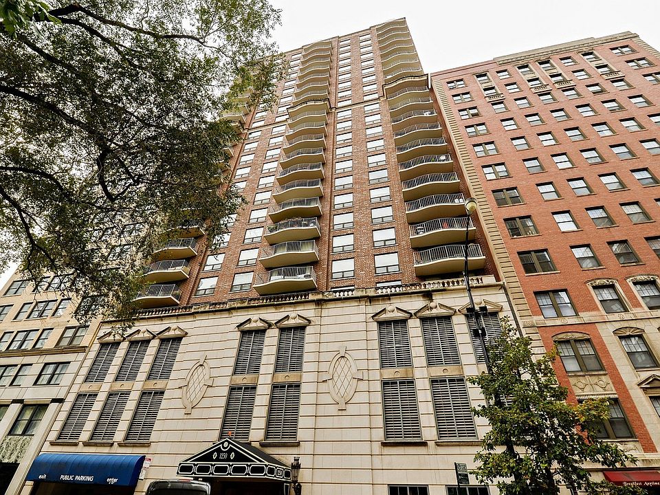 1st image of 1250 N Dearborn St APT 8C