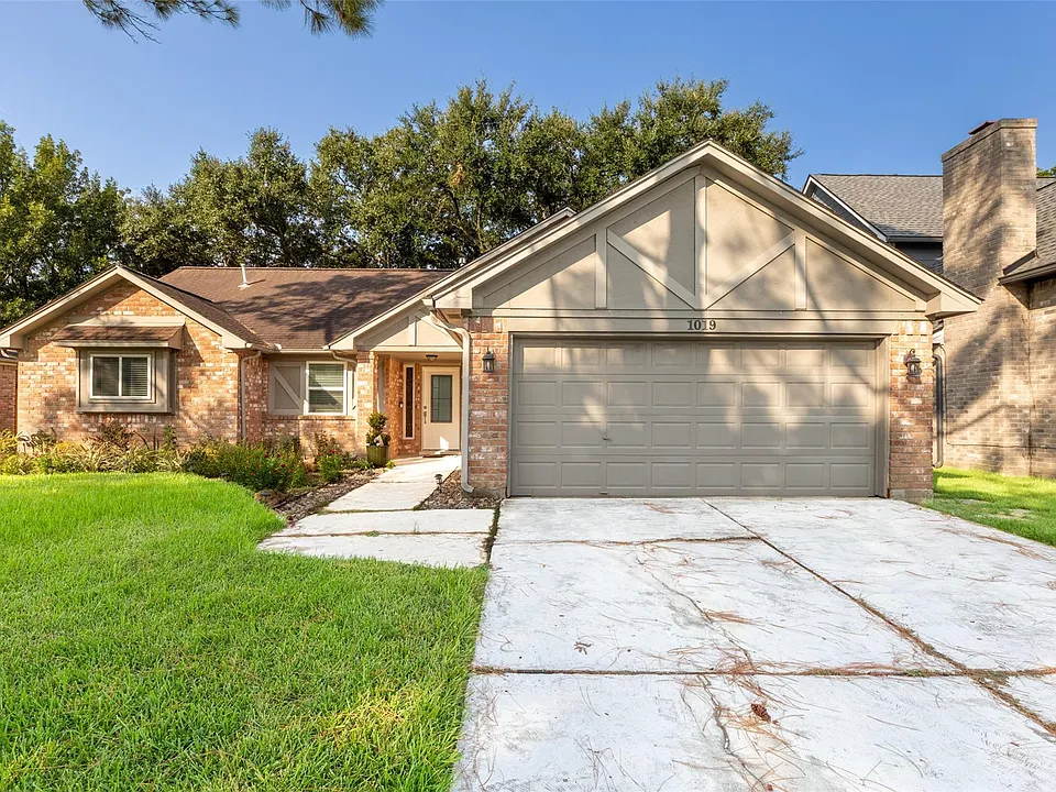 1019 Sugar Mountain Ct