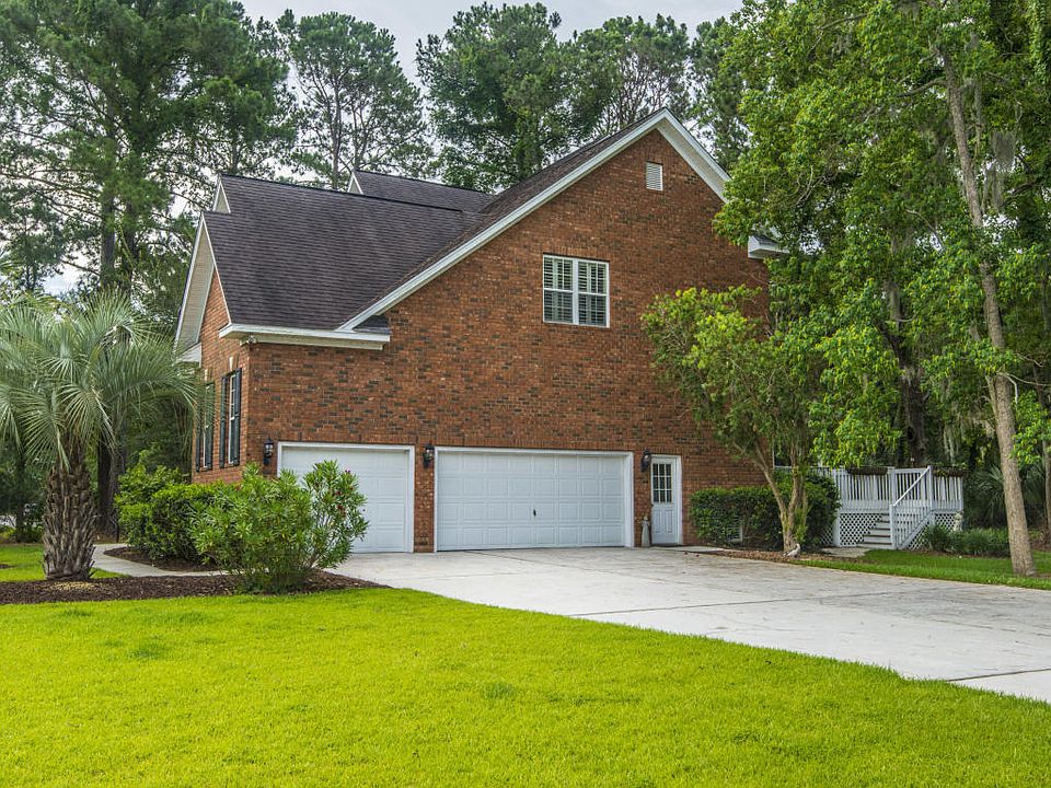 2nd image of 2517 Mahan Ct
