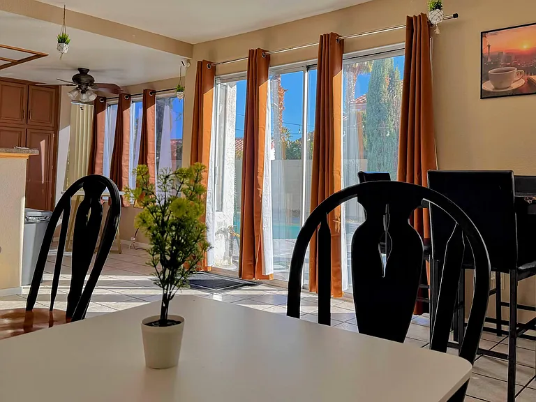 Quinella Dr — Photo 10