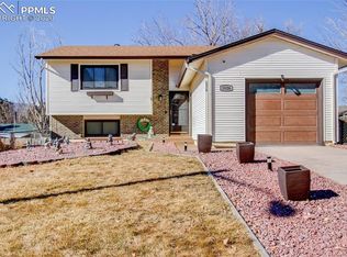 1026 De La Vista Pl, Colorado Springs, CO 80911