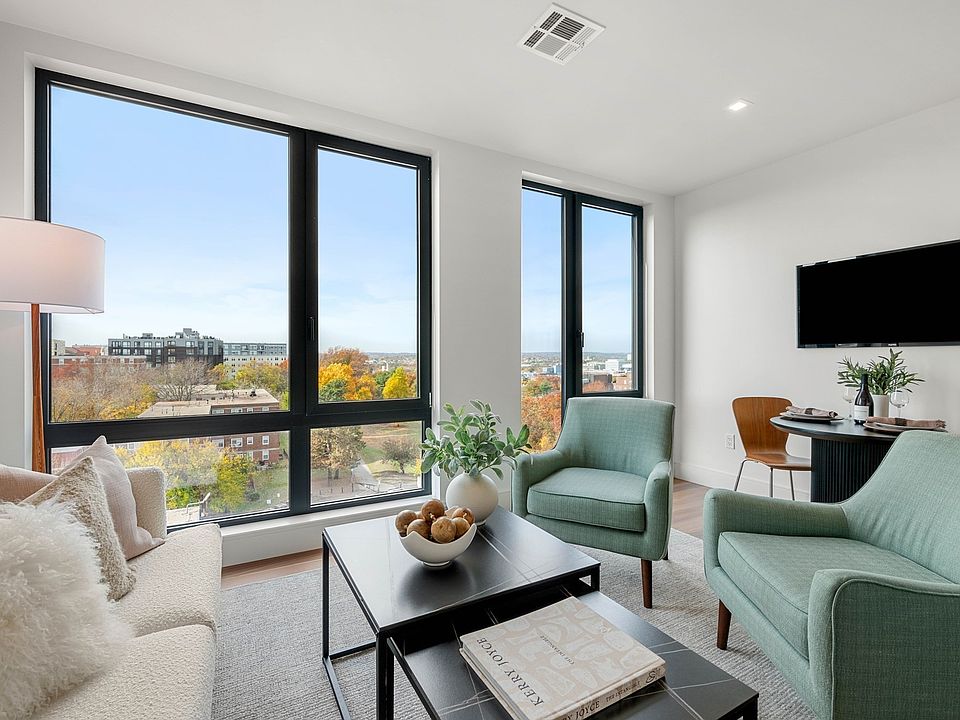 1st image of 1515 Commonwealth Ave #504