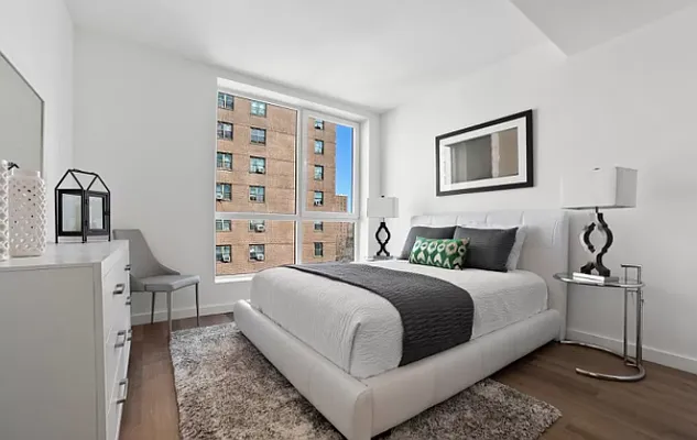 Rented by Compass | media 23