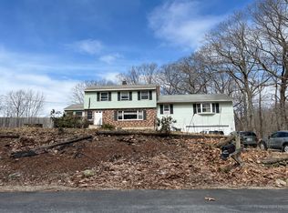 420 Queen Lake Rd, Phillipston, MA 01331