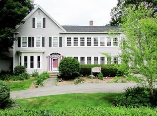 12 Hollis St, Pepperell, MA 01463