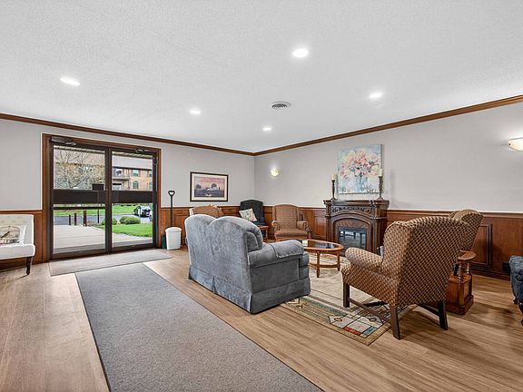 3rd image of 1360 Kimberly Ridge Rd APT 209