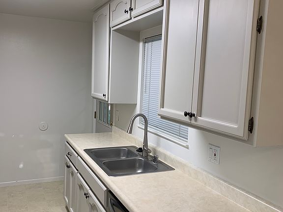4th image of 3584 Norfolk St