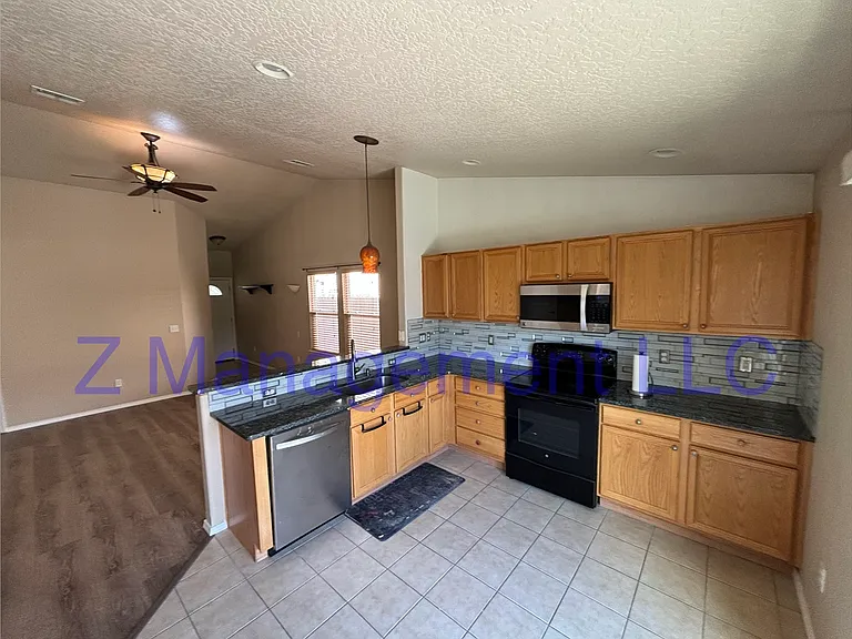 9659 W Rustica Dr — Photo 10