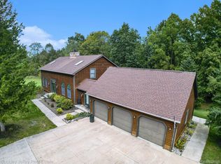 3278 Warner Rd, Howell, MI 48855