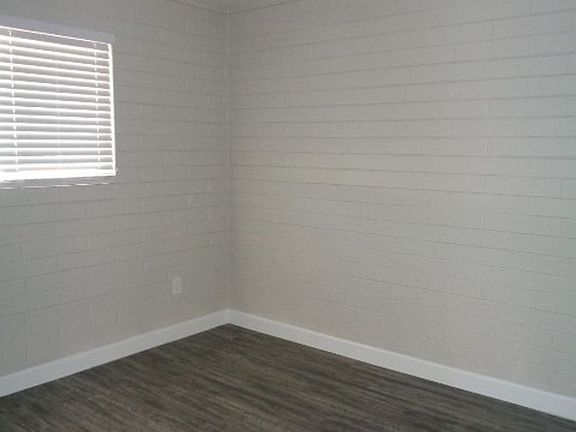 4th image of 3220 N 68th St APT 7