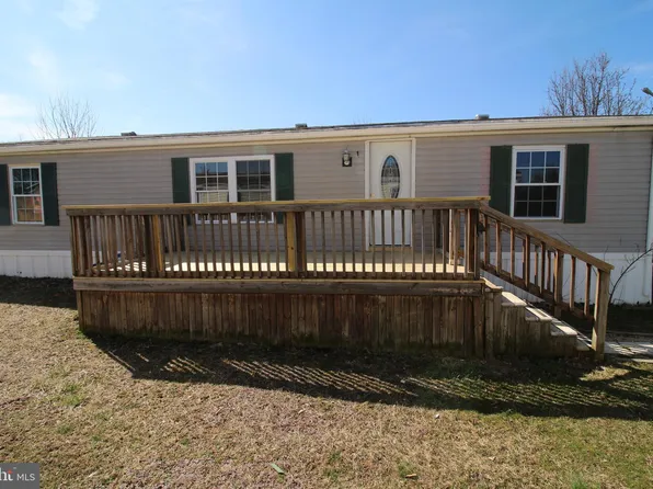 107 White Pine Ave, Hamburg, PA 19526