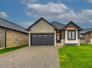 Devyn Model, Norfolk County, ON N4B 0B3