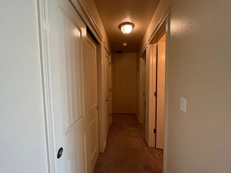899 W Ashby Dr — Photo 7