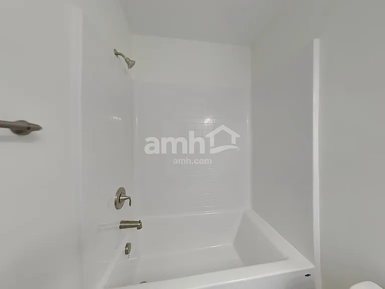 2147 Laurel Village Cir — Photo 23