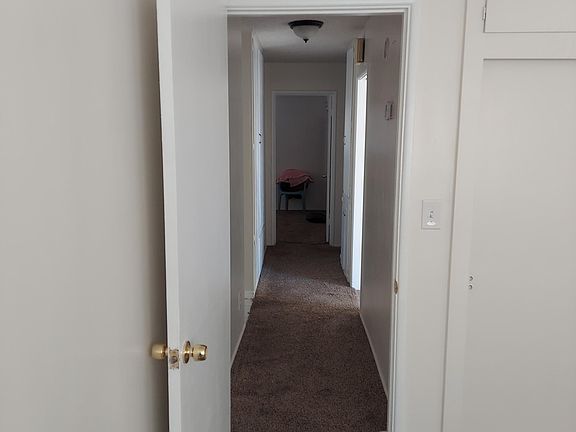3rd image of 21785 Ramona Ave