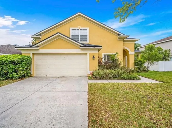 19151 Dove Creek Dr, Tampa, FL 33647