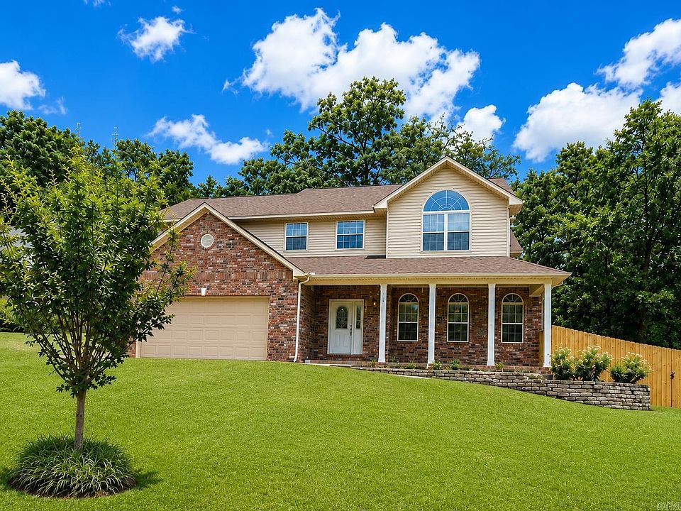 1st image of 104 Leigh Cir