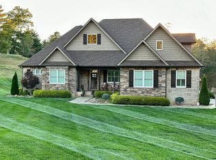 540 W Vinegar Valley Rd, Friendsville, TN 37737