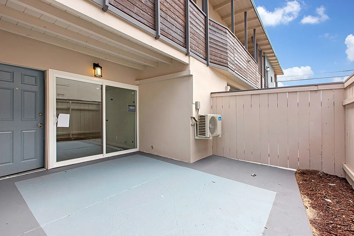 Palms Patio Apartment Homes — Photo 2