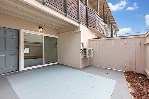 Palms Patio Apartment Homes Photo 1