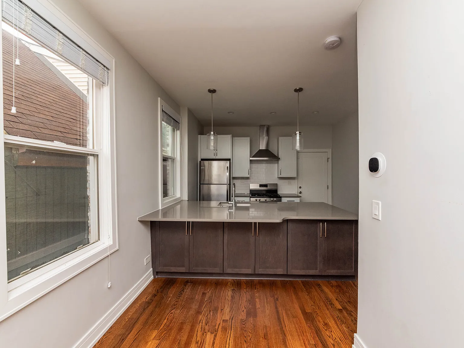 2 bed, 2.0 bath, $2,895 — Photo 4