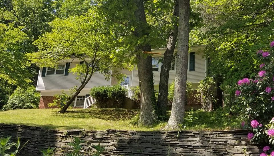 368 Landing Ave, Smithtown, NY 11787 Zillow