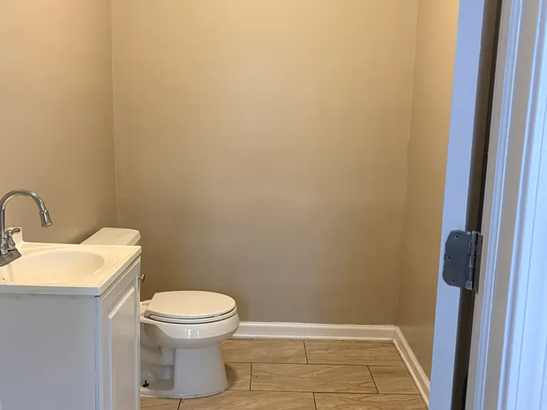 2245 Glynn Ct — Photo 10