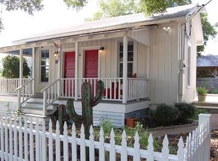 307 W Market St, Fayetteville, TX 78940