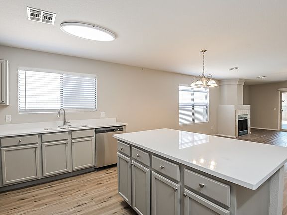 5th image of 1741 W Summer Dawn Dr