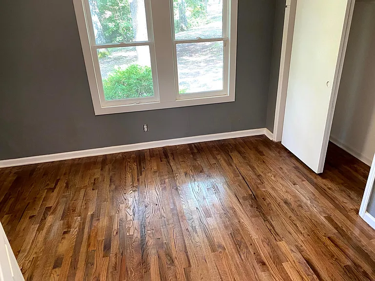 303 Hanson Dr — Photo 6