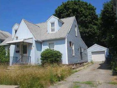 76 Pilgrim Ave, Waterbury, CT, 06704