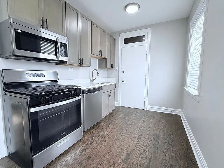 4235 W 26th St #10 — Photo 11