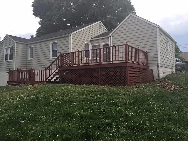 1409 Arlington Dr — Photo 5