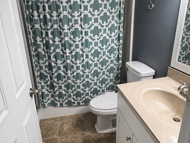 8032 W End Dr — Photo 26
