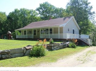 902 Bean Rd, Mount Vernon, ME 04352