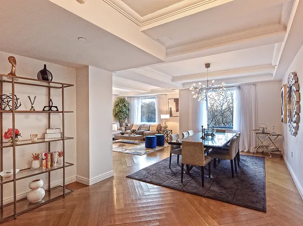 160 Central Park South image 11 of 14