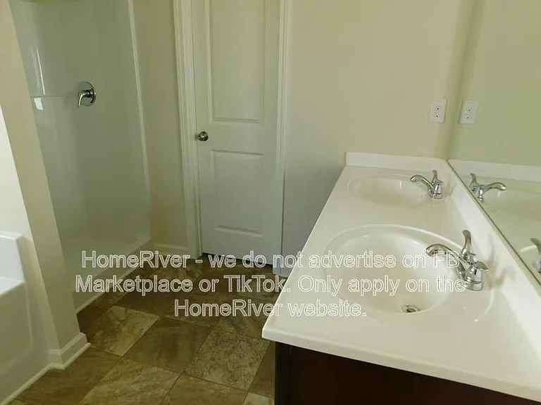 3658 Oakleaf Pass — Photo 26