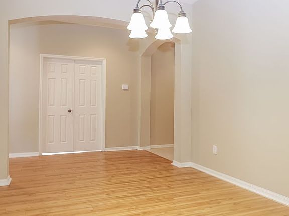 2nd image of 1521 Emerald Hill Way