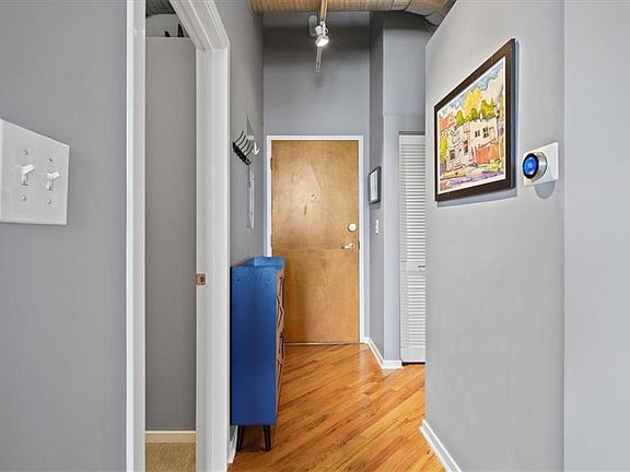 3rd image of 2107 Grand 909 Blvd