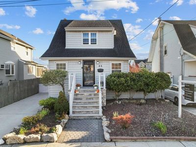 25 Ray Street, Freeport, NY, 11520